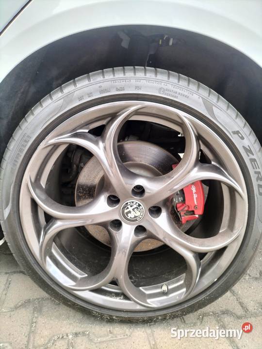 Sprzedam używane letnie opony Pirelli fabryczne Mińsk Mazowiecki