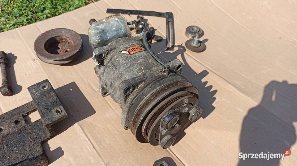 Sprężarka Seltec Valeo TM15 12V Łapa uchwyt Rok produkcji 2005 Rzeszów sprzedam