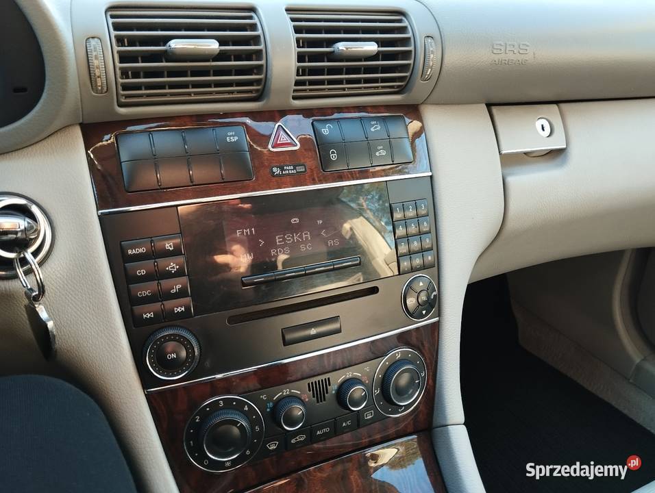 Mercedes w203 22 CDI Lift bez rdzy centralny zamek Świnoujście sprzedam