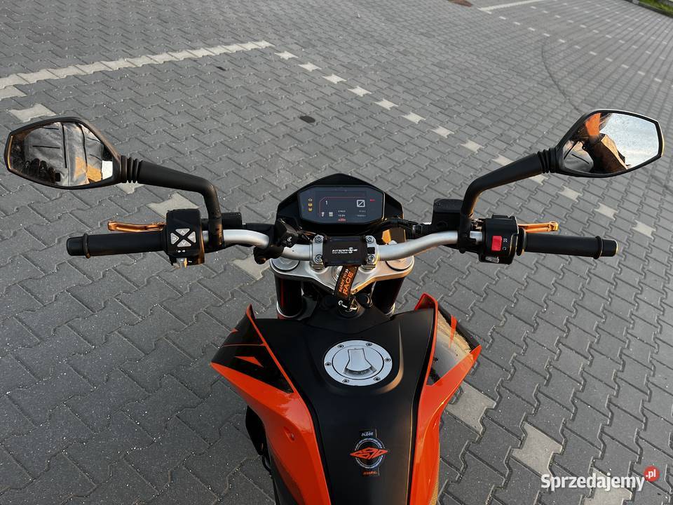 KTM Duke 690 2017r Polski Salon pomorskie Gdańsk