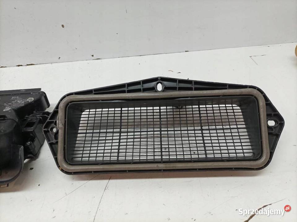 KIEROWNICA POWIETRZA WLOT 20TDI KOMPLET