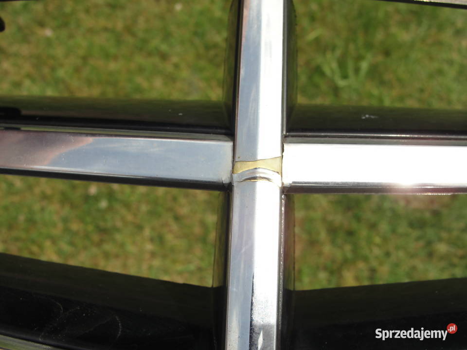 GRILL ATRAPA CHŁODNICY MERCEDES W212 2128800883 Motoryzacja wielkopolskie Dąbrowa