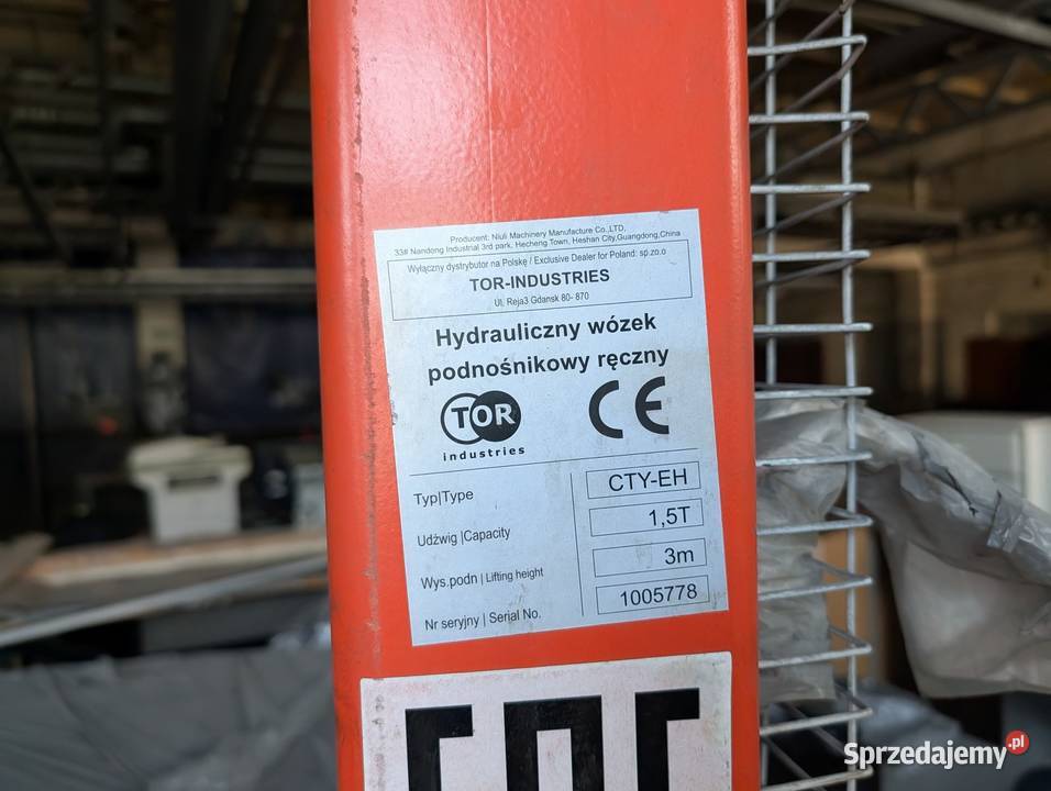 Hydrauliczny wózek podnośnikowy TOR CTYEH
