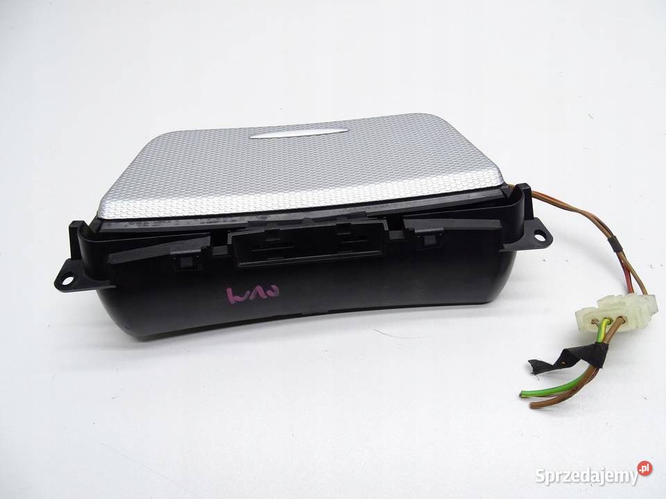 POPIELNICZKA SCHOWEK ŚRODKOWY BMW E90 E91 małopolskie