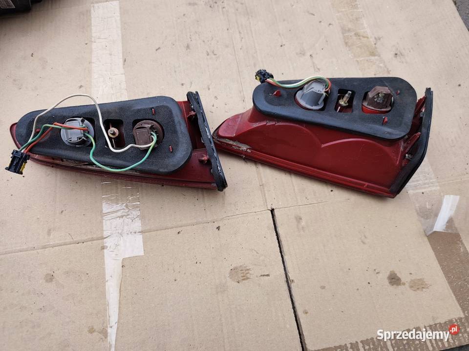 Lampy tylnej klapy Peugeot 607 osobowe Jabłonowo Pomorskie