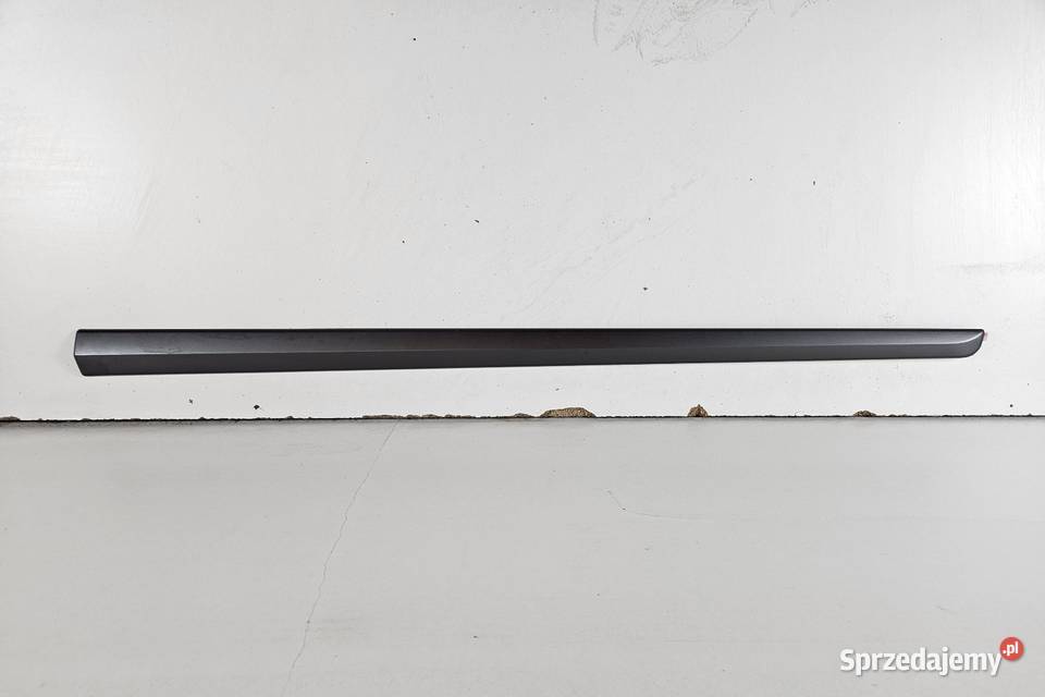 HYUNDAI IONIQ LISTWA DRZWI PRAWY PRZÓD PRAWA Międzychód