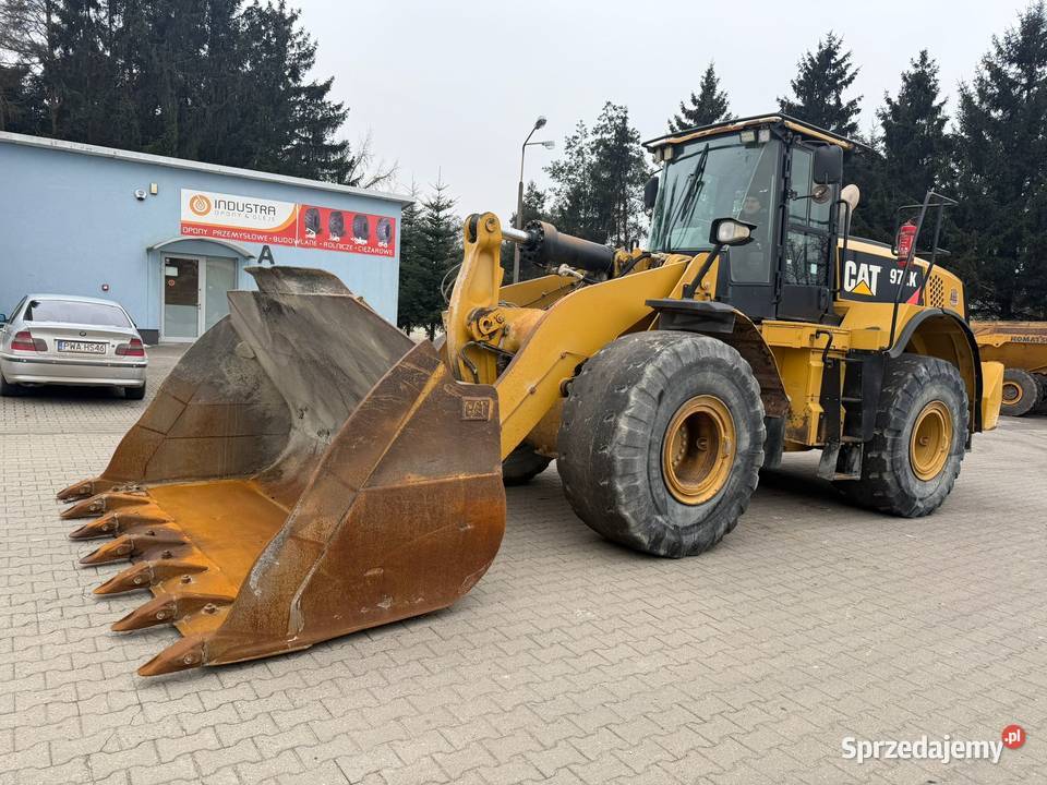 Wynajem ładowarki kołowej CAT 972K o masie ok 25 sprzedam
