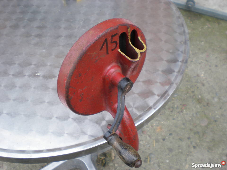 Zabytkowaobrotowa sieczkarka do Barlinek