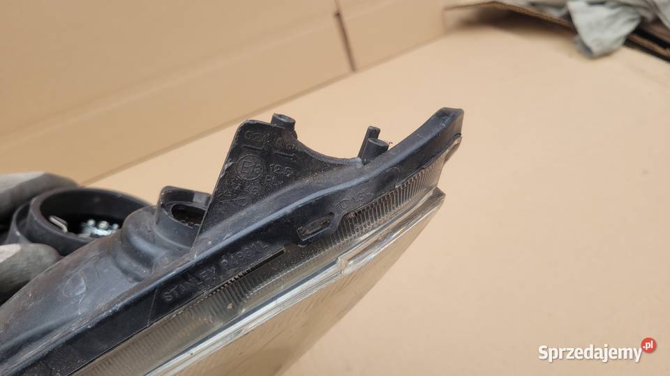SUZUKI SWIFT IV 4 MK6 LAMPA PRZEDNIA LEWA osobowe śląskie Ruda Śląska