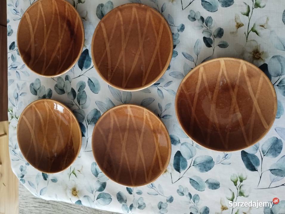 PRL talerzyki deserowe fajans brąz oo art Talerze i talerzyki Łódź