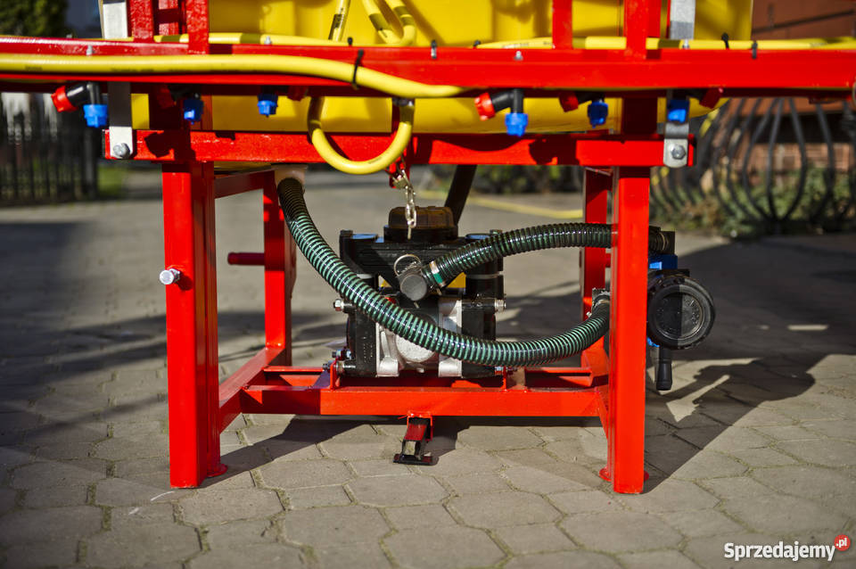 OPRYSKIWACZ POLOWY ZAWIESZANY 400L600L800L1000L nieuszkodzony Trojanów