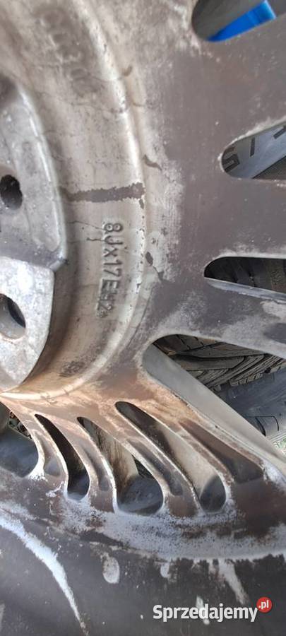 Felga aluminiowa 17 BMW 6857671