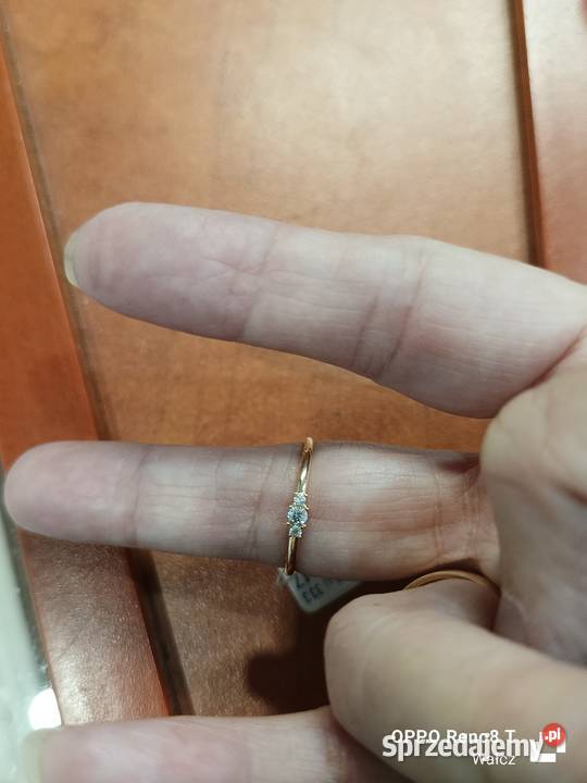 Złoty Nowy pierścionek z cyrkoniami 17pr333 Wałcz sprzedam