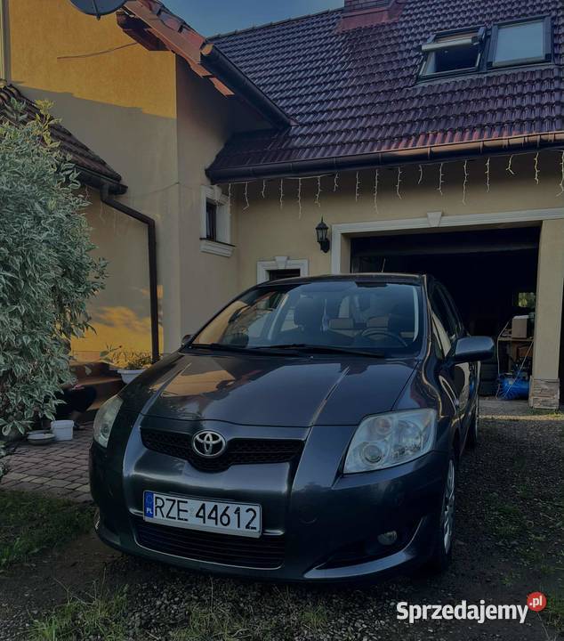 Sprzedam Toyotę Auris 20 d4d Auris Malawa