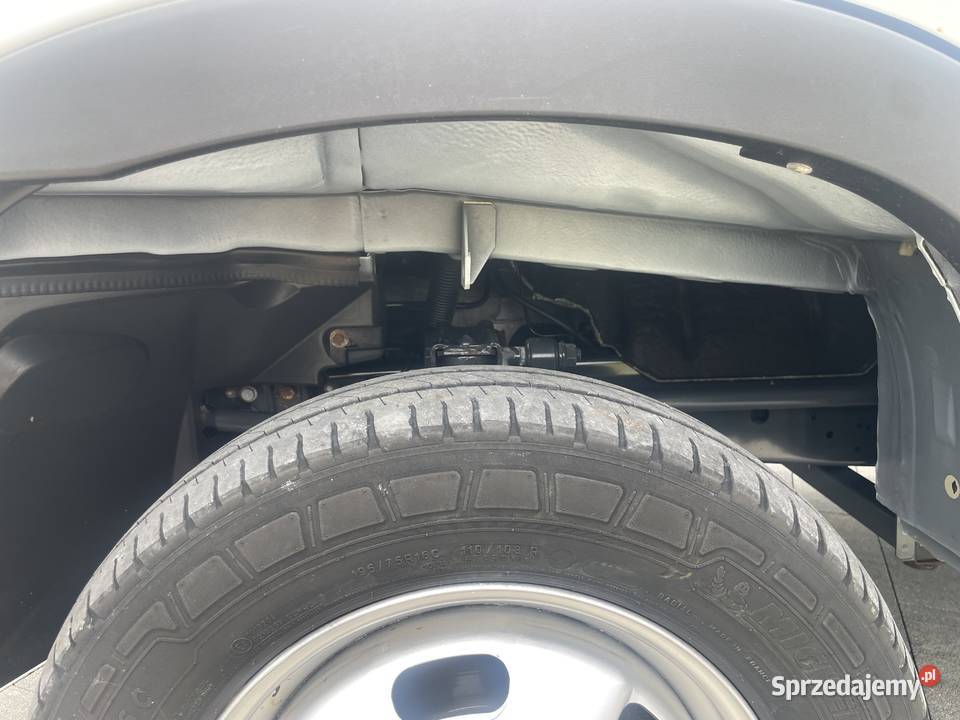 Iveco 35c18 30 180koni 2019 Klima Skrzynia Paka immobilizer Stalowa Wola sprzedam