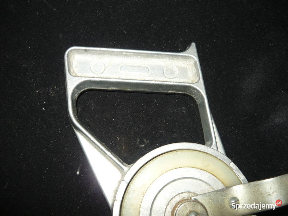 Stara zabytkowa ręczna wiertarka radziecka Akuwa