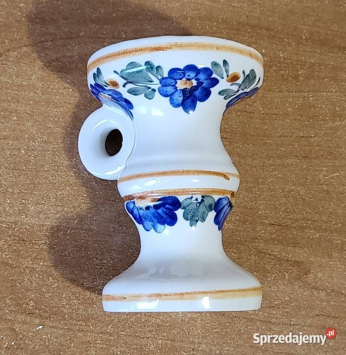 Świecznik zdobiony w kwiaty folklor lata PRL Porcelana i szkło Włodawa