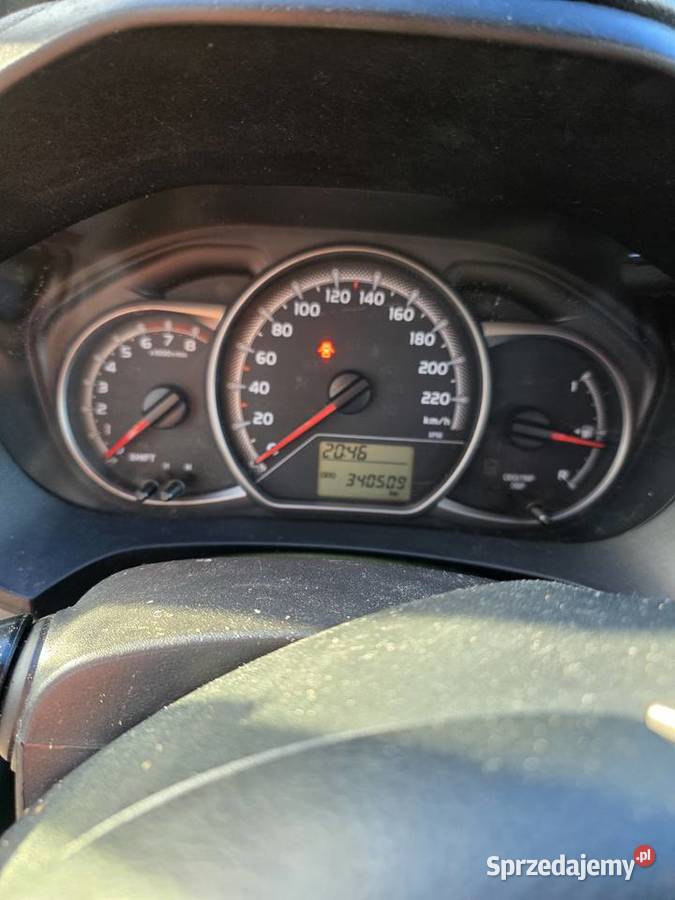 Toyota Yaris 133 manualna Jędrzejów