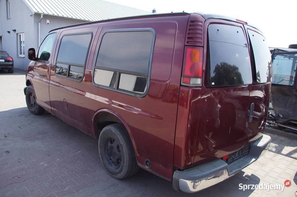 POJAZD NA CZĘŚCI GMC SAVANA 57 VORTEC SALONKA Lipno sprzedam
