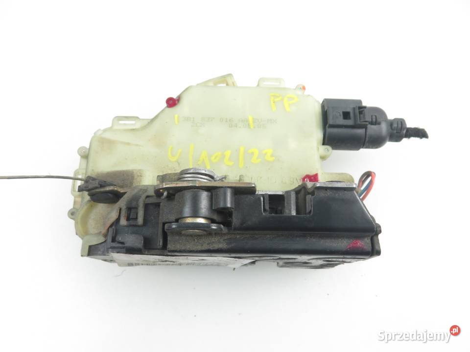 ZAMEK PRAWY PRZEDNI VW JETTA III 1K2 3B1837016AA
