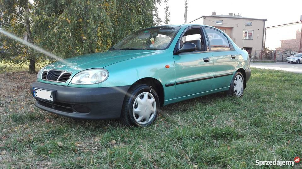 ŚlicznyDaewoLanosSedanWspomaganieBenz GazBezrdzy zielony Daewoo