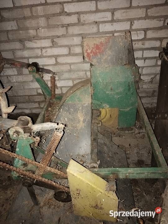 Sprzedam sadzarke do ziemniaków zaczepieną na