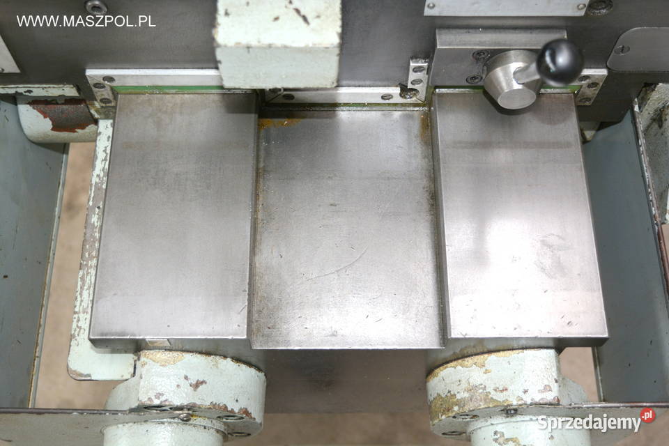 Frezarka narzędziowa konsolowa FNK 2 R AMKOVO