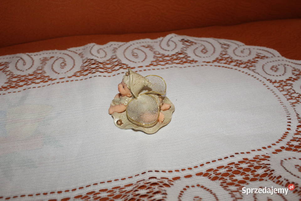 Figurka dziecko motylek PRL Chorzów