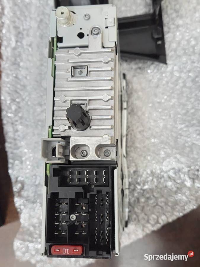 Radio Iveco Daily 2016r KOMPLET radio kieszeń Fabryczne Piotrków Trybunalski