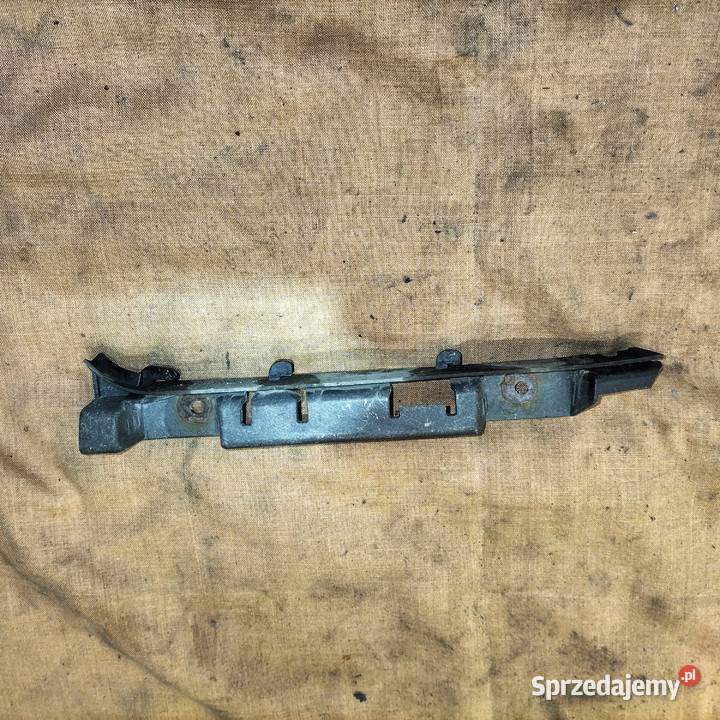 Ślizg zderzaka przedniego lewej stronie BMW E65 śląskie Poręba