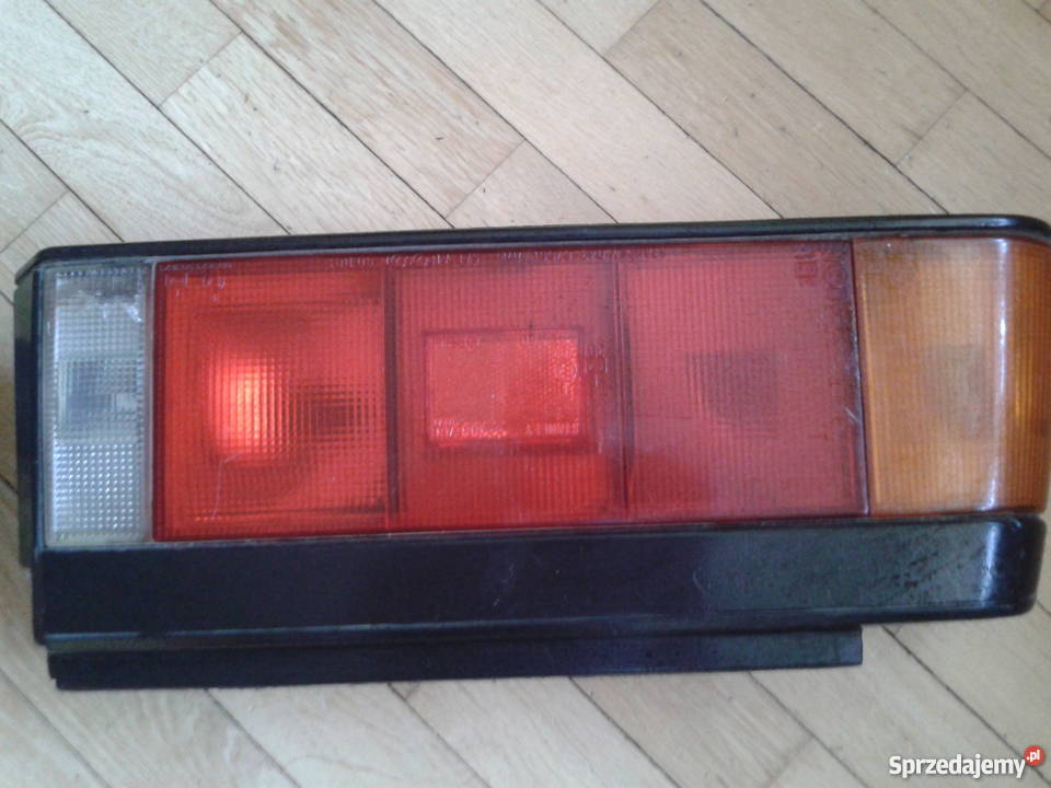 MITSUBISHI TREDIA 0436766 LAMPA TYŁ LEWA PRAWA podlaskie Bielsk Podlaski