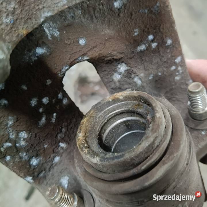 Zacisk hamulcowy jarzmo BMW E39 tył osobowe