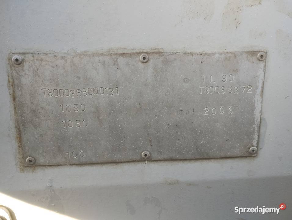 Maszt oświetleniowy z agregatem prądotwórczym Słowiki Stare sprzedam