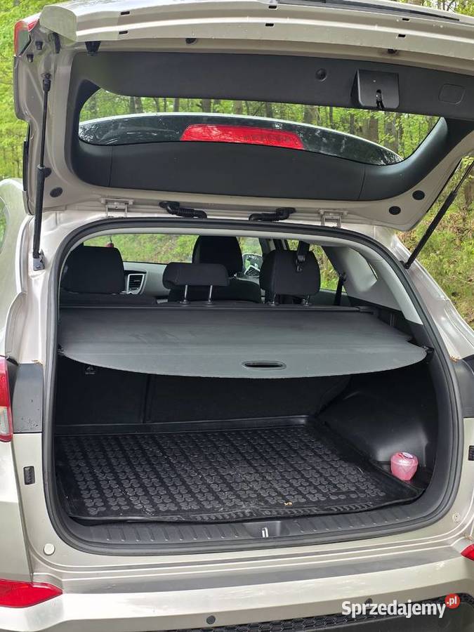 HYUNDAI TUCSON Rok produkcji 2016 łódzkie Opoczno sprzedam