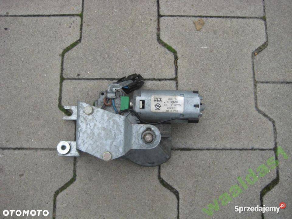 OPEL VECTRA B SILNICZEK WYCIERACZKI TYŁ 90584596 Pozostałe wielkopolskie Rakoniewice