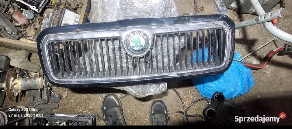 Grill atrapa skoda octavia 1 w kolorze zielonym Żyraków