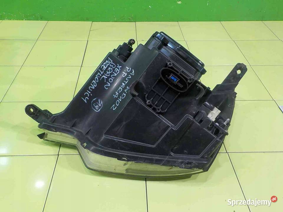 OPEL ANTARA LIFT 12r XENON lampa prawa przod Suków