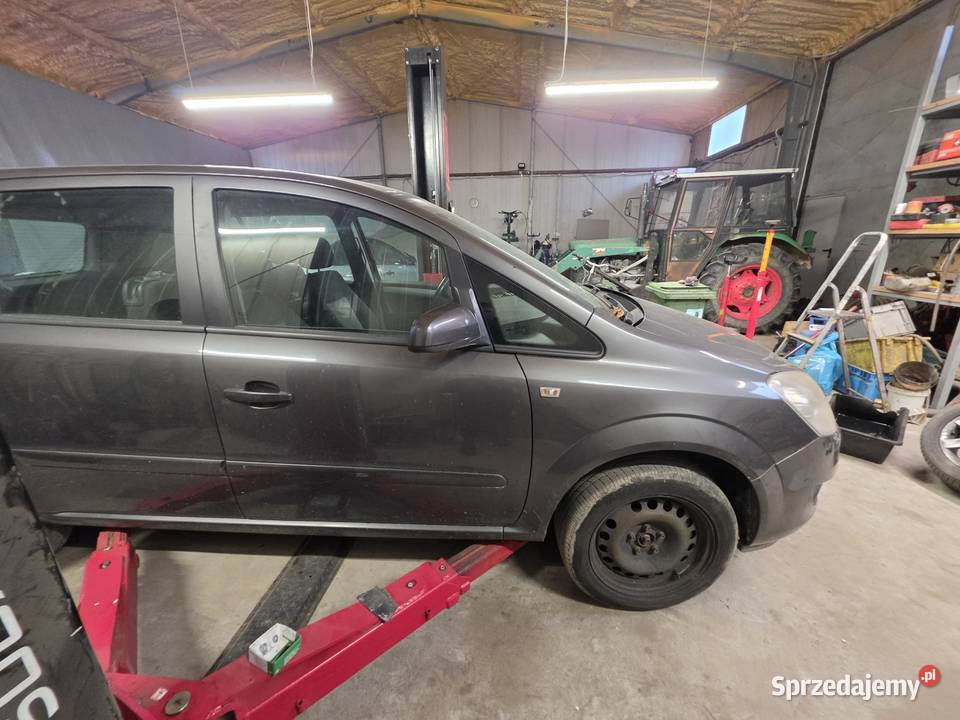 Opel zafira na części sprzedam