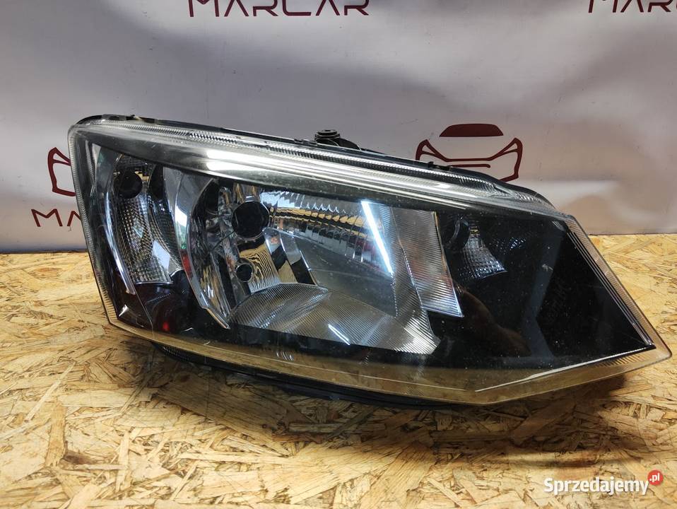 Lampa Prawy Przód Skoda Fabia III 2014 Pleszew