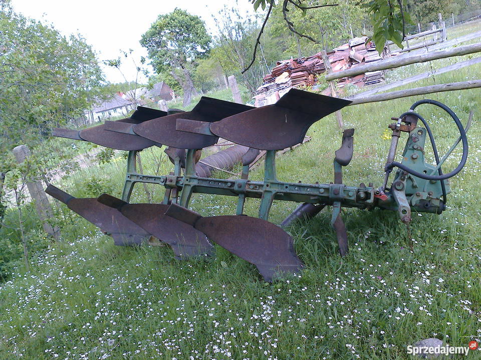 pług John Deere 3 skibowy obrotowy Sadzarzewice sprzedam