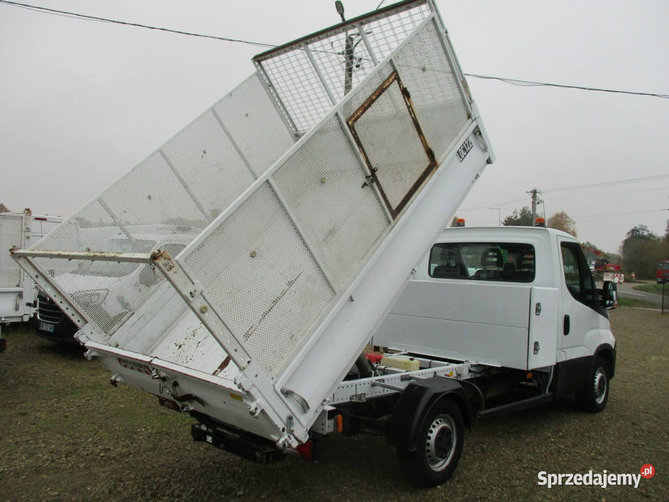 Iveco Daily 35S12 23 HPI 120 wywrotka hak 35t pełny VAT Dębica