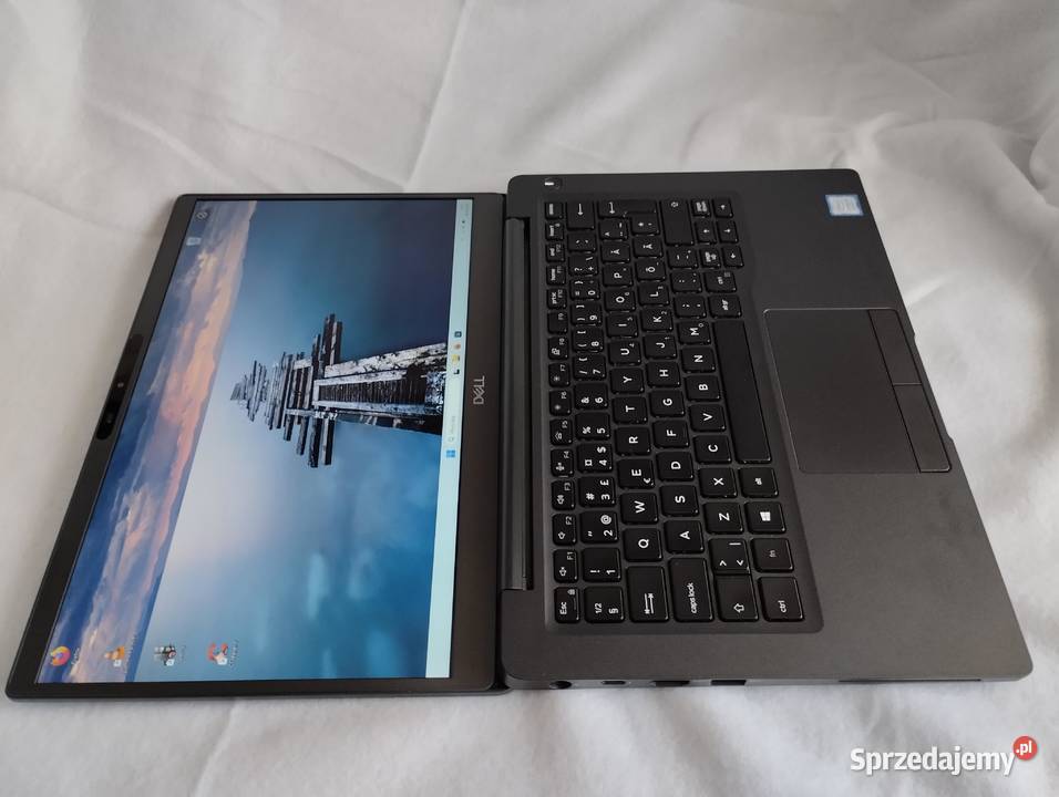 DELL Latitude 133 7390 Windows 11 intel i5 Czytnik kart pamięci  lubelskie