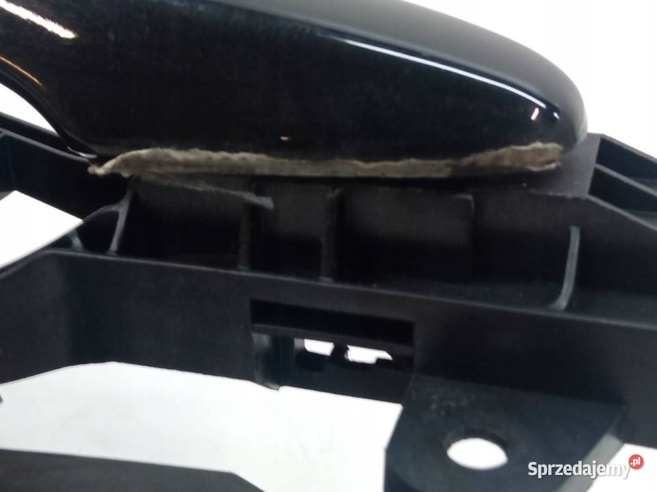 KLAMKA ZEWNĘTRZNA PRAWA TYŁ CZARNA Volvo V40 II osobowe