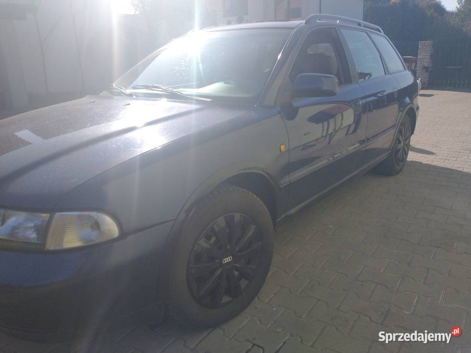 Audi a4 b5 18 b gaz 1998 stan relingi dachowe