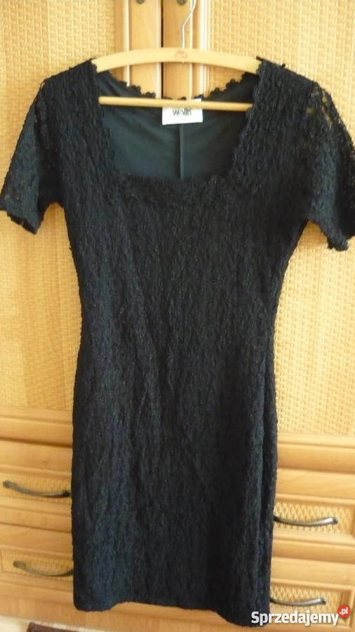 Sukienka koronkowa czarna Myszków