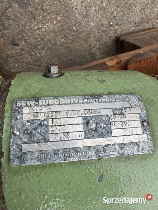 Silnik elektryczny z przekładnią i regulacją Pozostałe