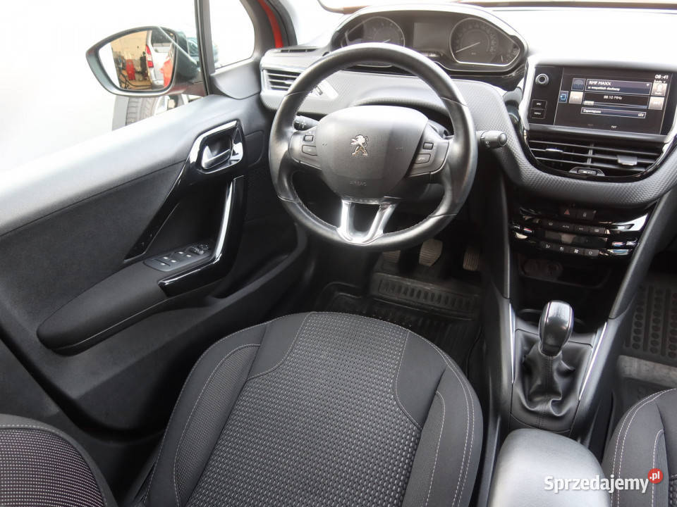 Peugeot 208 12 PureTech wielofunkcyjna kierownica Katowice