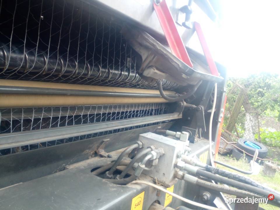 Prasa rolująca Ursus z 543 Rolujące (belujące)