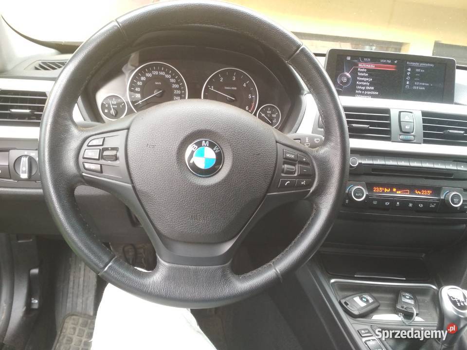 BMW F30 318d uszkodzone BMW lubelskie Oleśniki