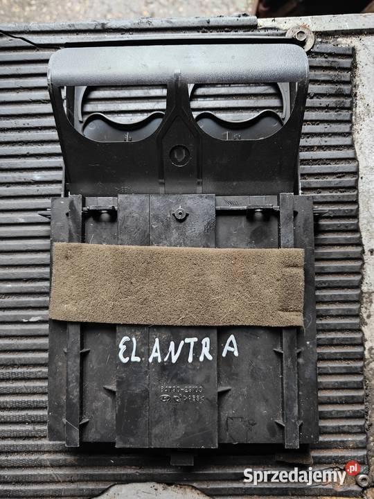 Cup Holder Hyundai elantra osobowe mazowieckie Łagów sprzedam